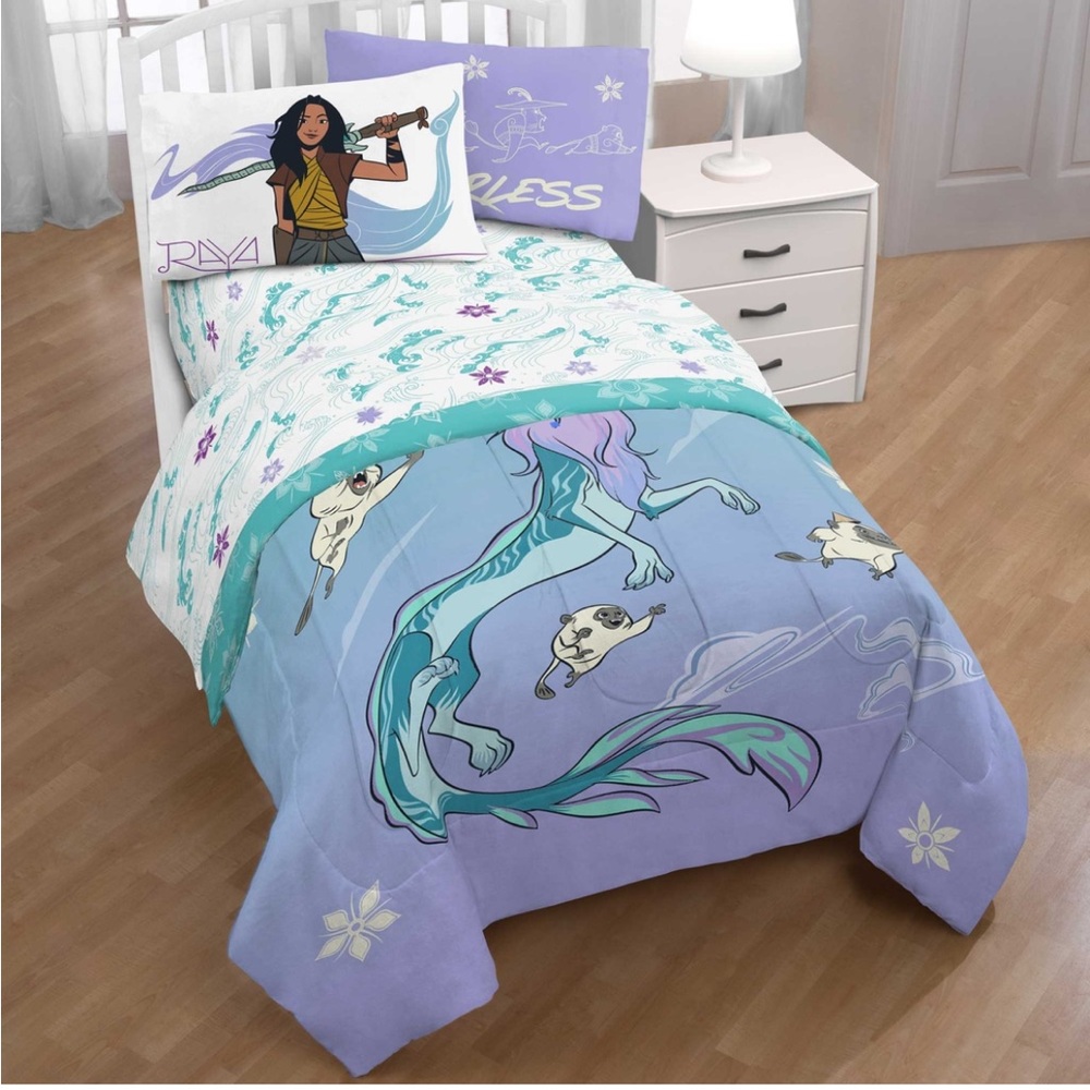 Raya Twin Bedding Set
